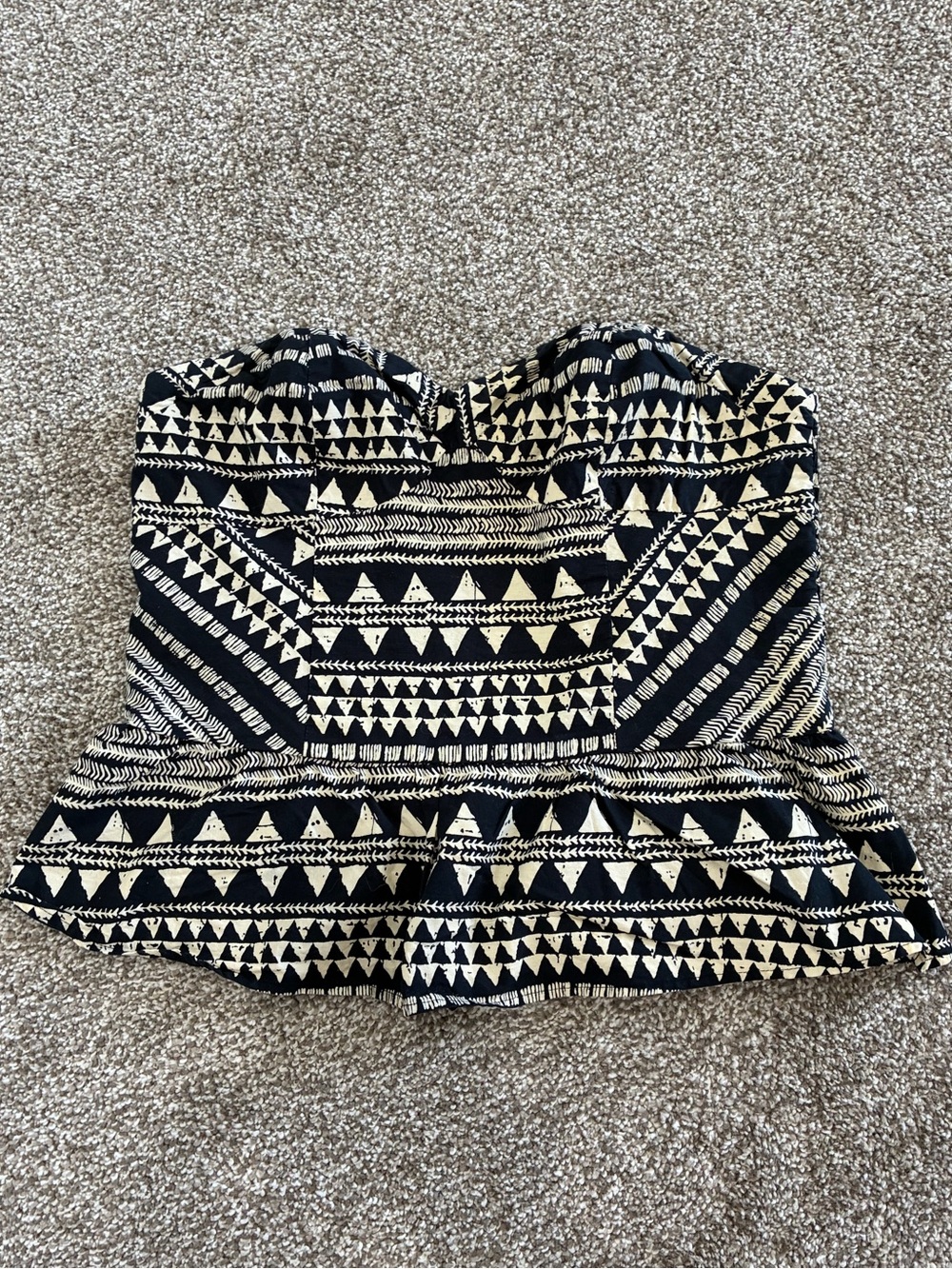 Charlotte Russe Strapless Tube Top Large